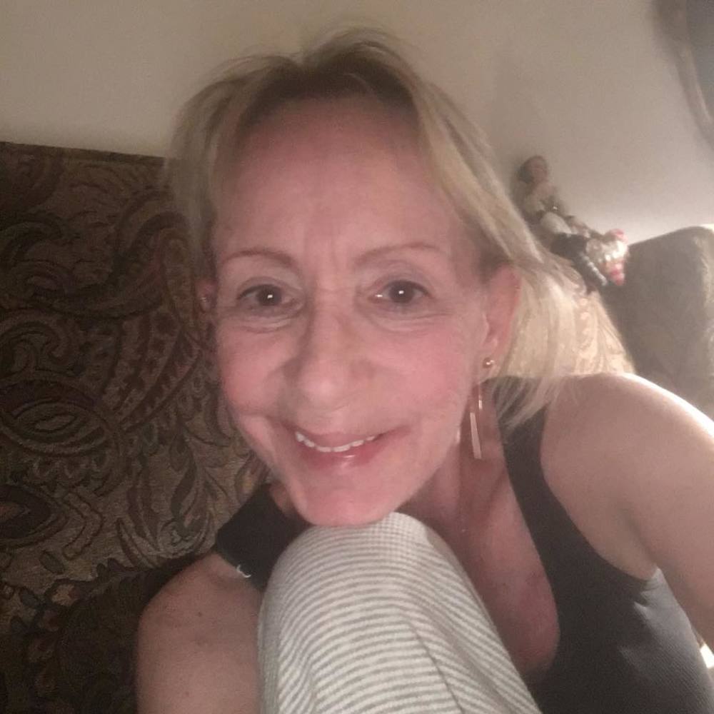 Meet your Posher, Debra